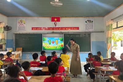 HOẠT ĐỘNG TRẢI NGHIỆM